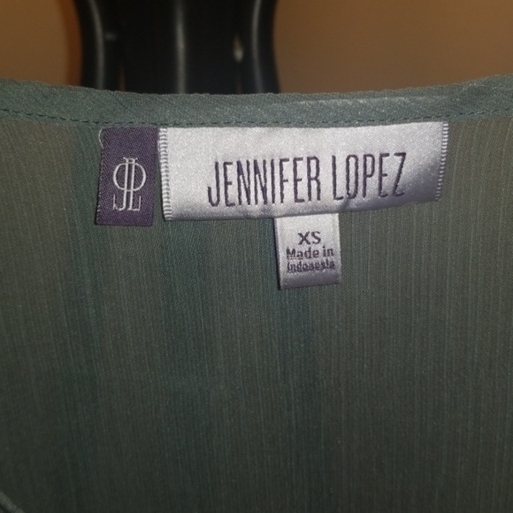 Top - Picture 3 of 4